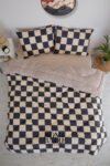Bej Siyah Ekose Desenli Çift Kişilik Yorgan ve Yastık Seti