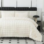 Kırık Beyaz Tavşan Tüyü Battaniye ve Yastık Seti