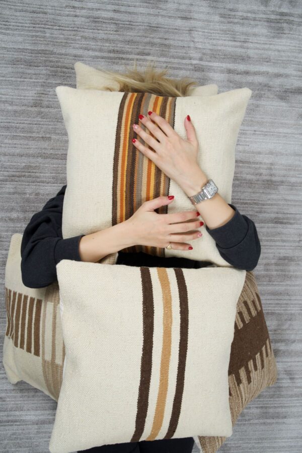 Selçuklu Dokuma Yünlü Kırlent Kılıfı | El Yapımı Geleneksel Zanaat